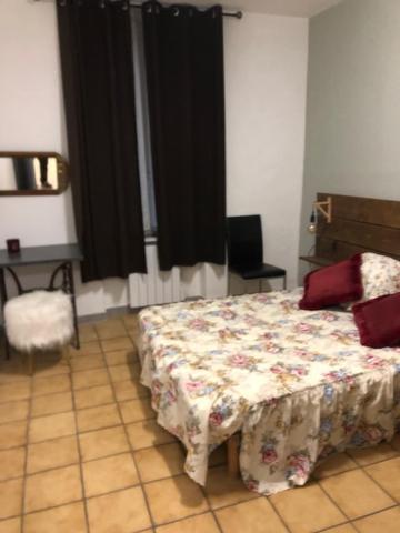Hoche Apartman Coursan Kültér fotó